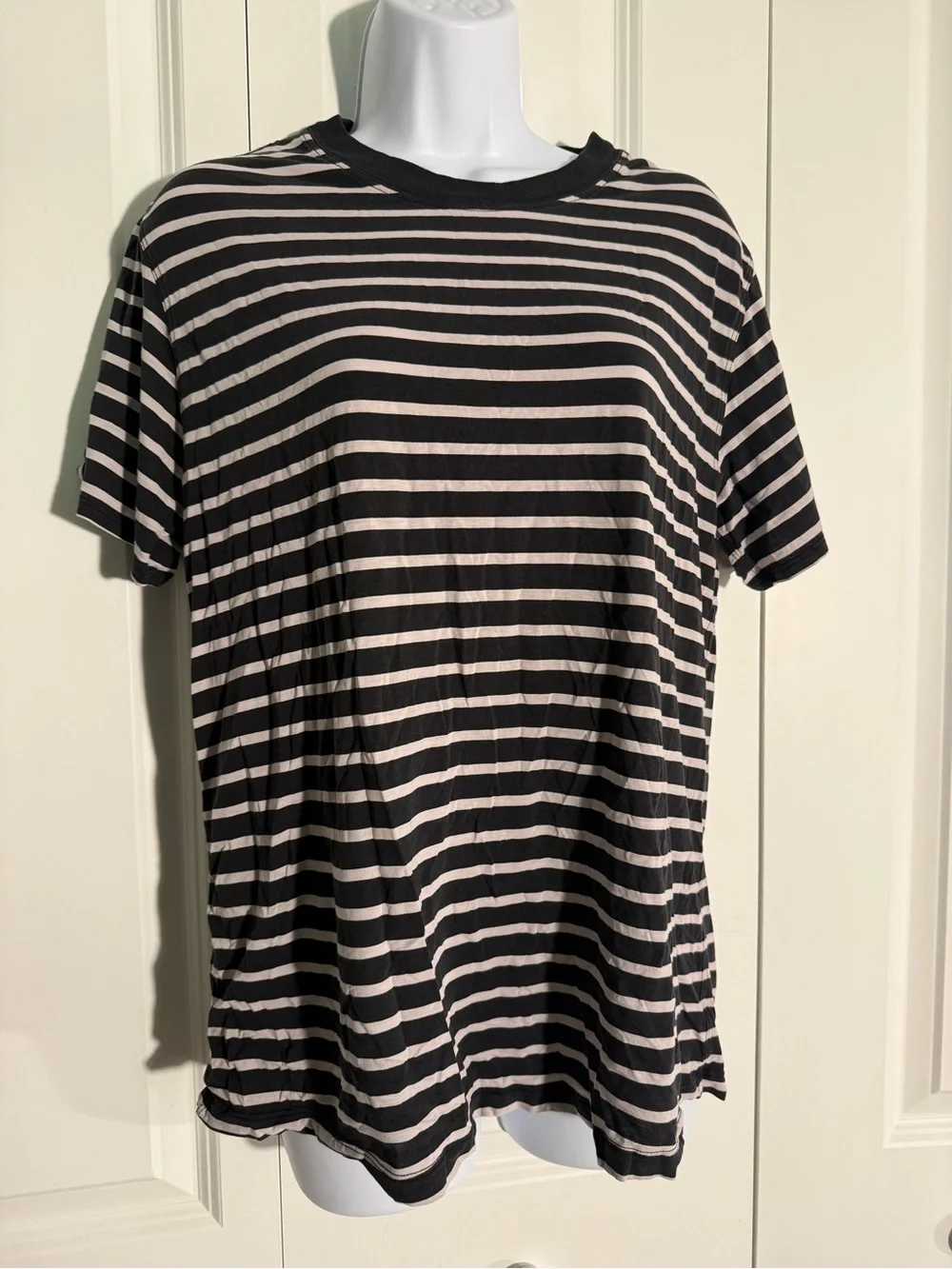 lululemon athletica Black and Cream Striped Short Sleeve Tee